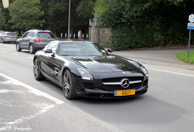 Mercedes-Benz SLS AMG