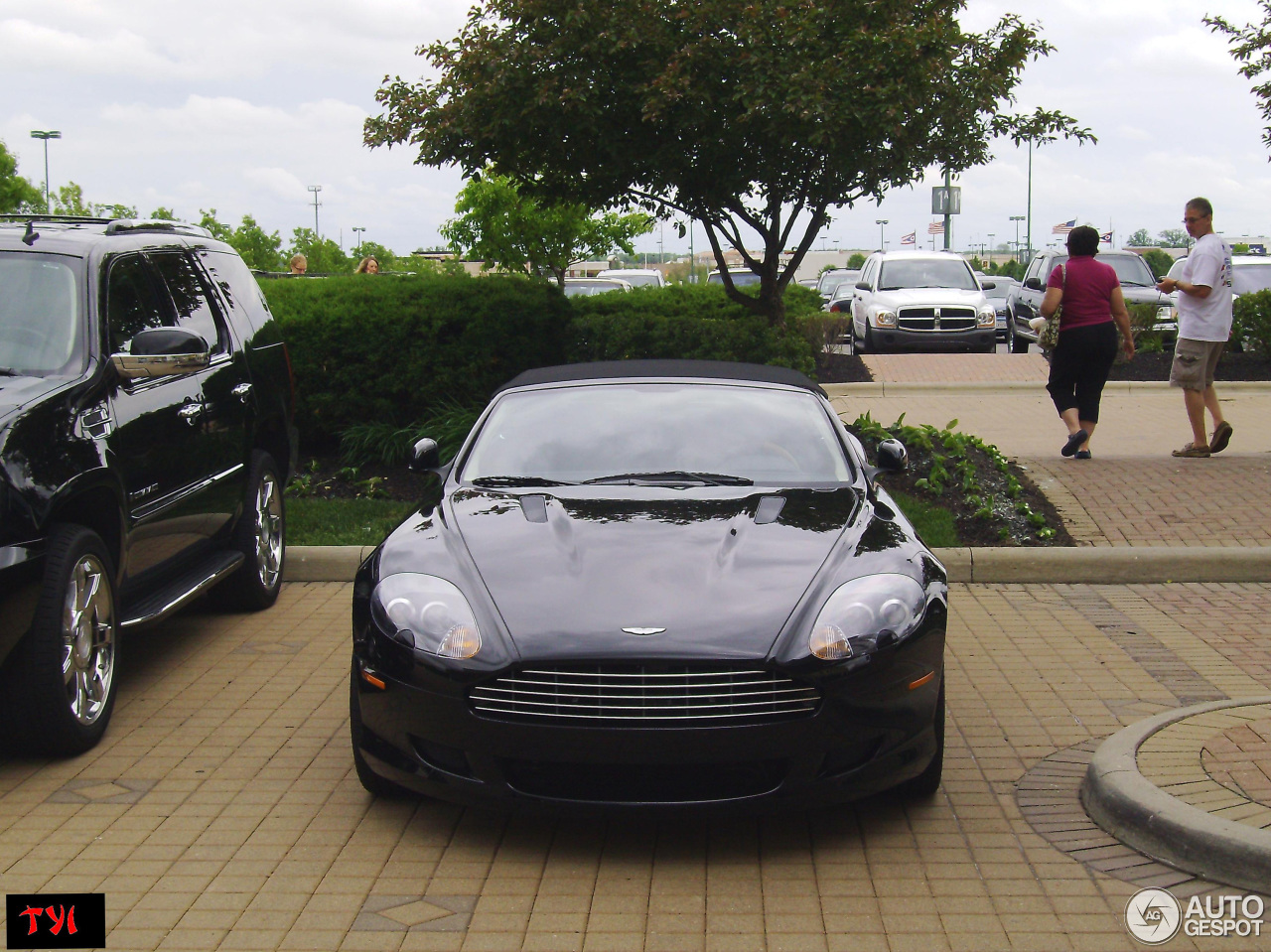 Aston Martin DB9 Volante