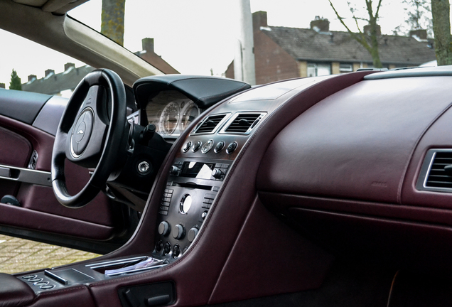 Aston Martin DB9