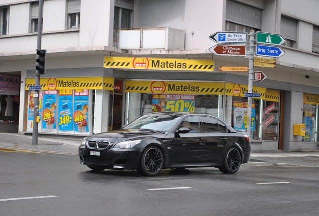 BMW M5 E60 2005