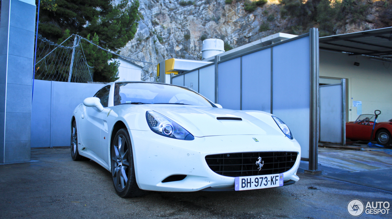 Ferrari California