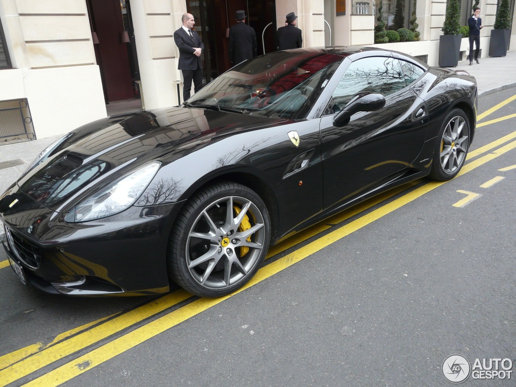 Ferrari California