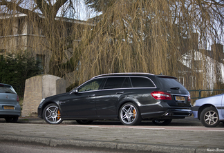 Mercedes-Benz E 63 AMG S212 V8 Biturbo