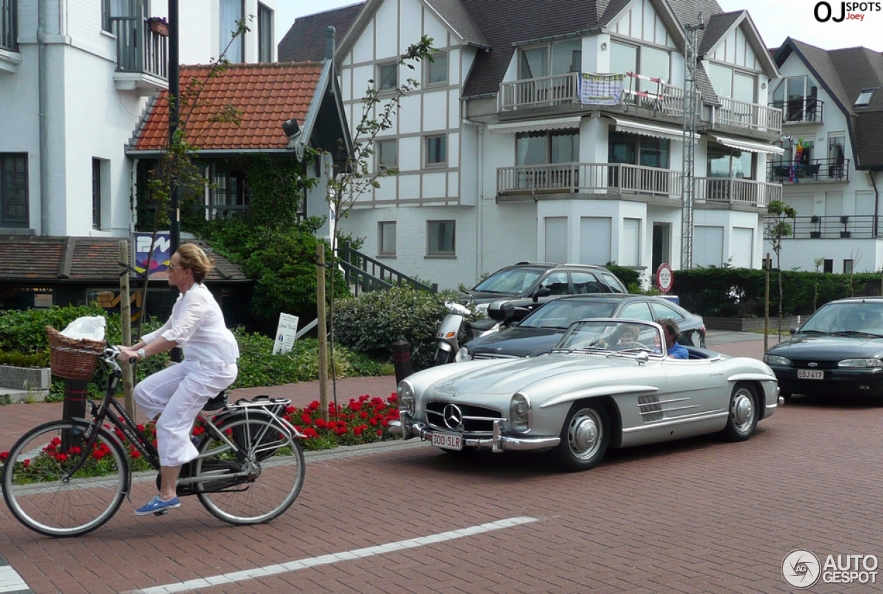 Mercedes-Benz 300SL Roadster