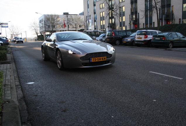 Aston Martin V8 Vantage