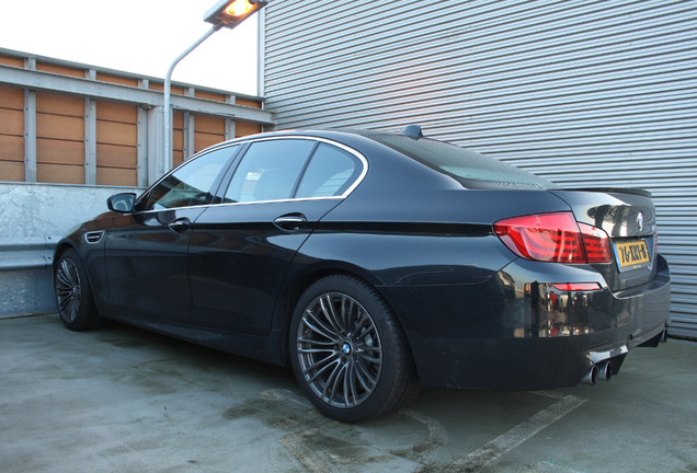 BMW M5 F10 2011