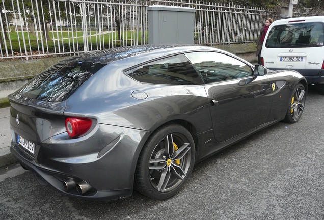 Ferrari FF