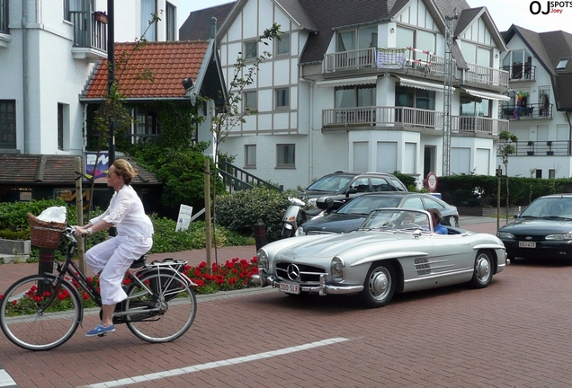 Mercedes-Benz 300SL Roadster