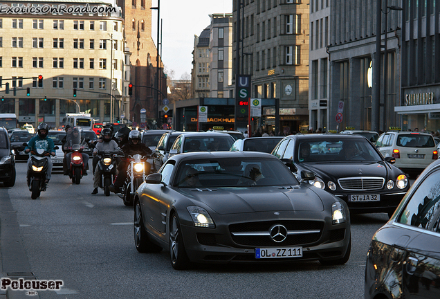 Mercedes-Benz SLS AMG