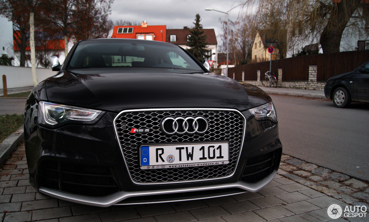 Audi RS5 B8 2012