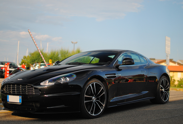 Aston Martin DBS