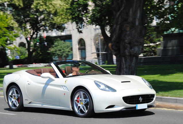 Ferrari California