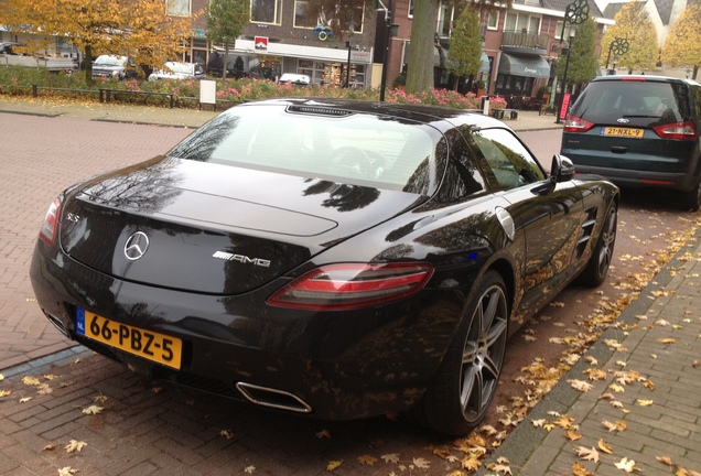 Mercedes-Benz SLS AMG