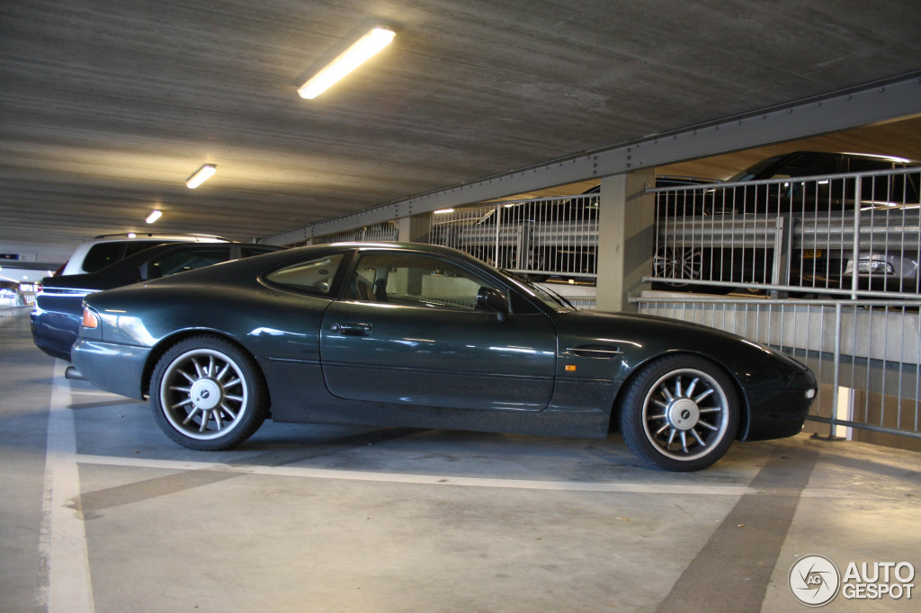 Aston Martin DB7