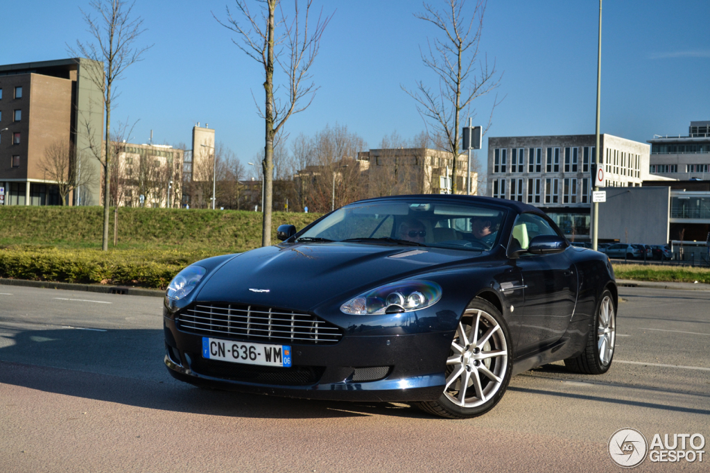 Aston Martin DB9 Volante