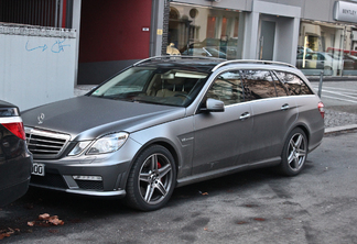 Mercedes-Benz E 63 AMG S212 V8 Biturbo