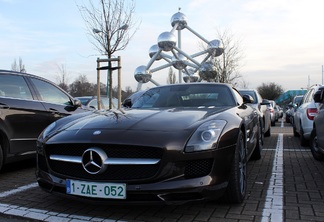 Mercedes-Benz SLS AMG Roadster