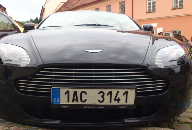 Aston Martin V8 Vantage