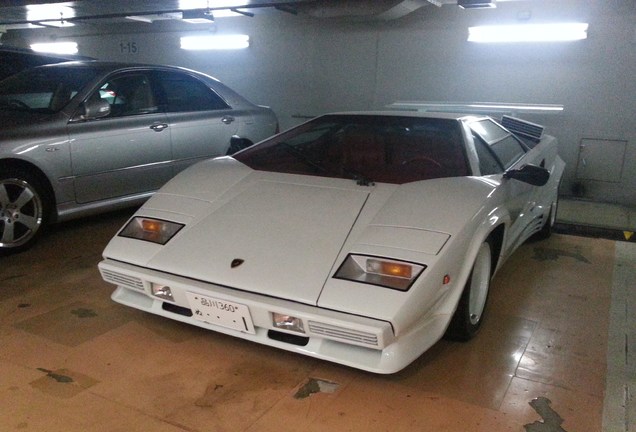 Lamborghini Countach 5000 Quattrovalvole