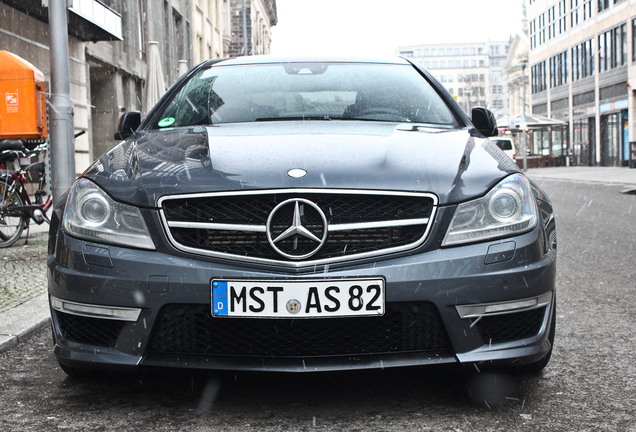 Mercedes-Benz C 63 AMG Coupé