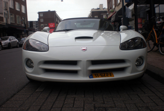 Dodge Viper SRT-10 Roadster White Mamba Edition