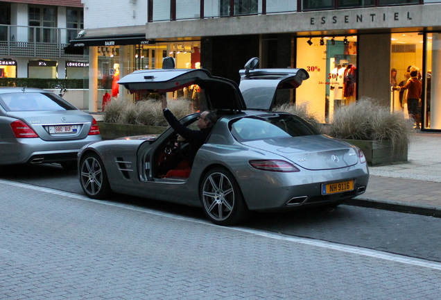 Mercedes-Benz SLS AMG