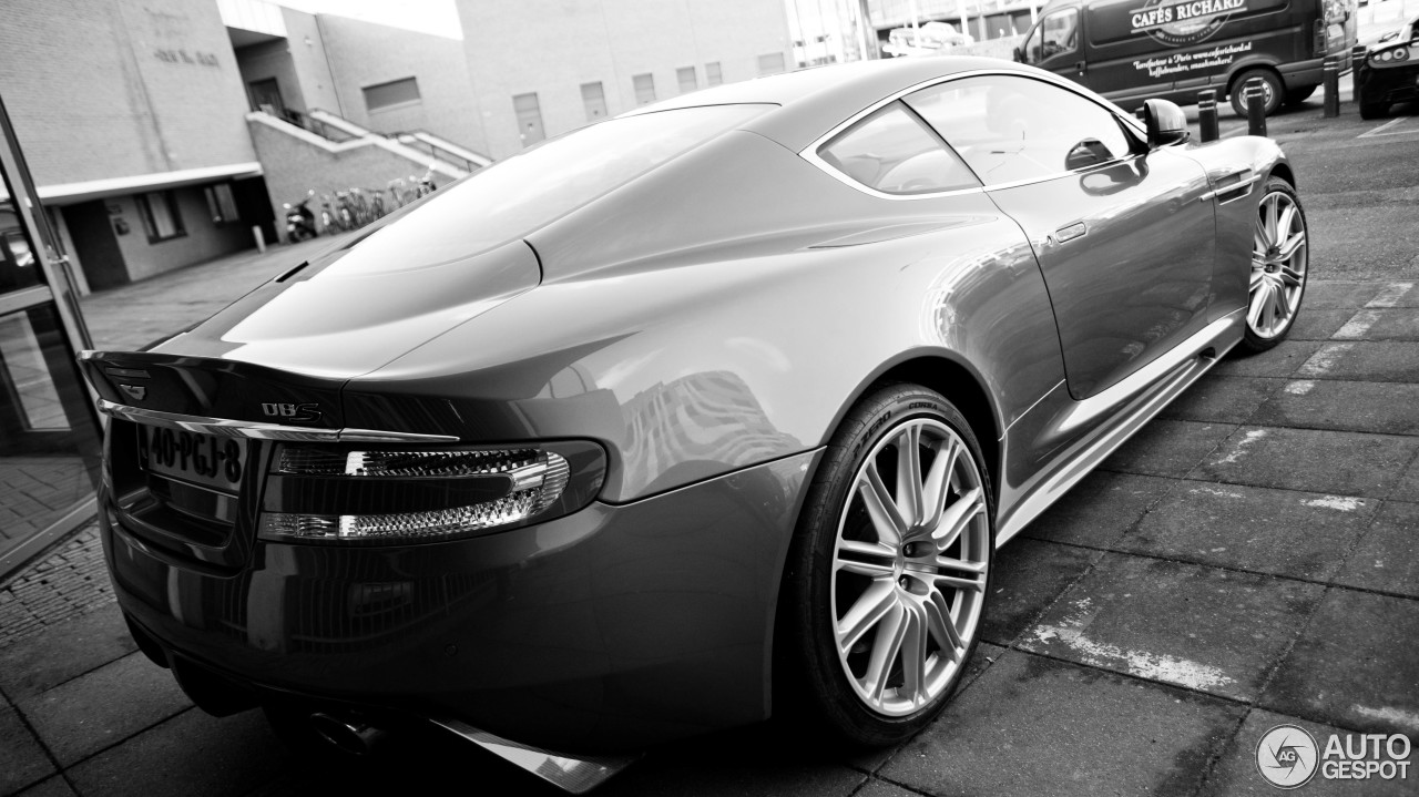 Aston Martin DBS