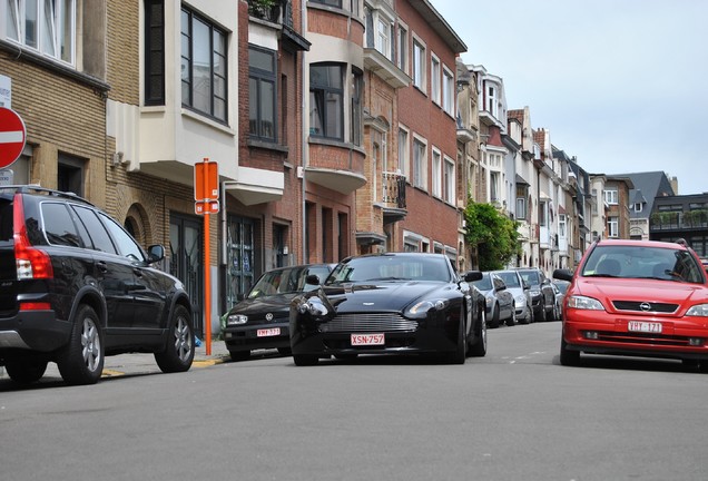 Aston Martin V8 Vantage