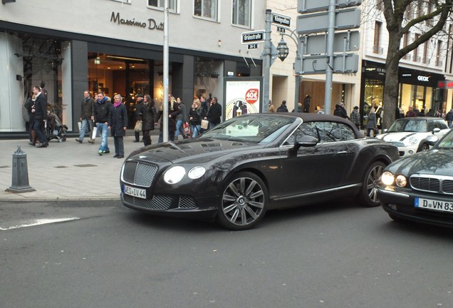 Bentley Continental GTC 2012