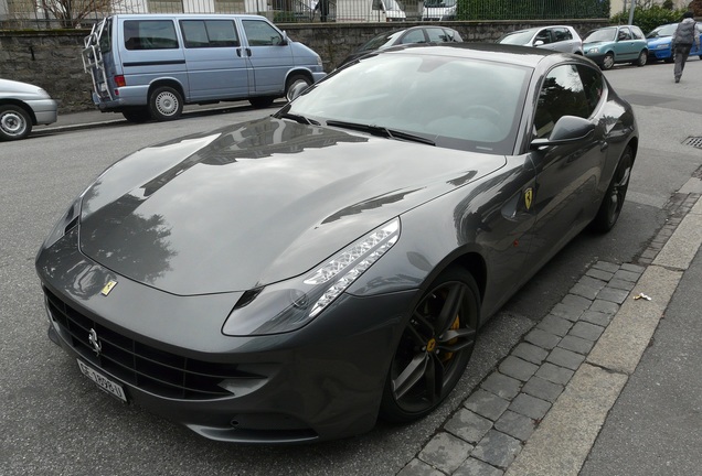 Ferrari FF