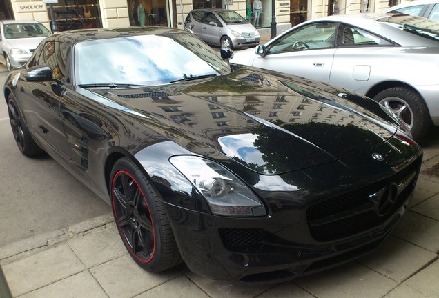 Mercedes-Benz SLS AMG