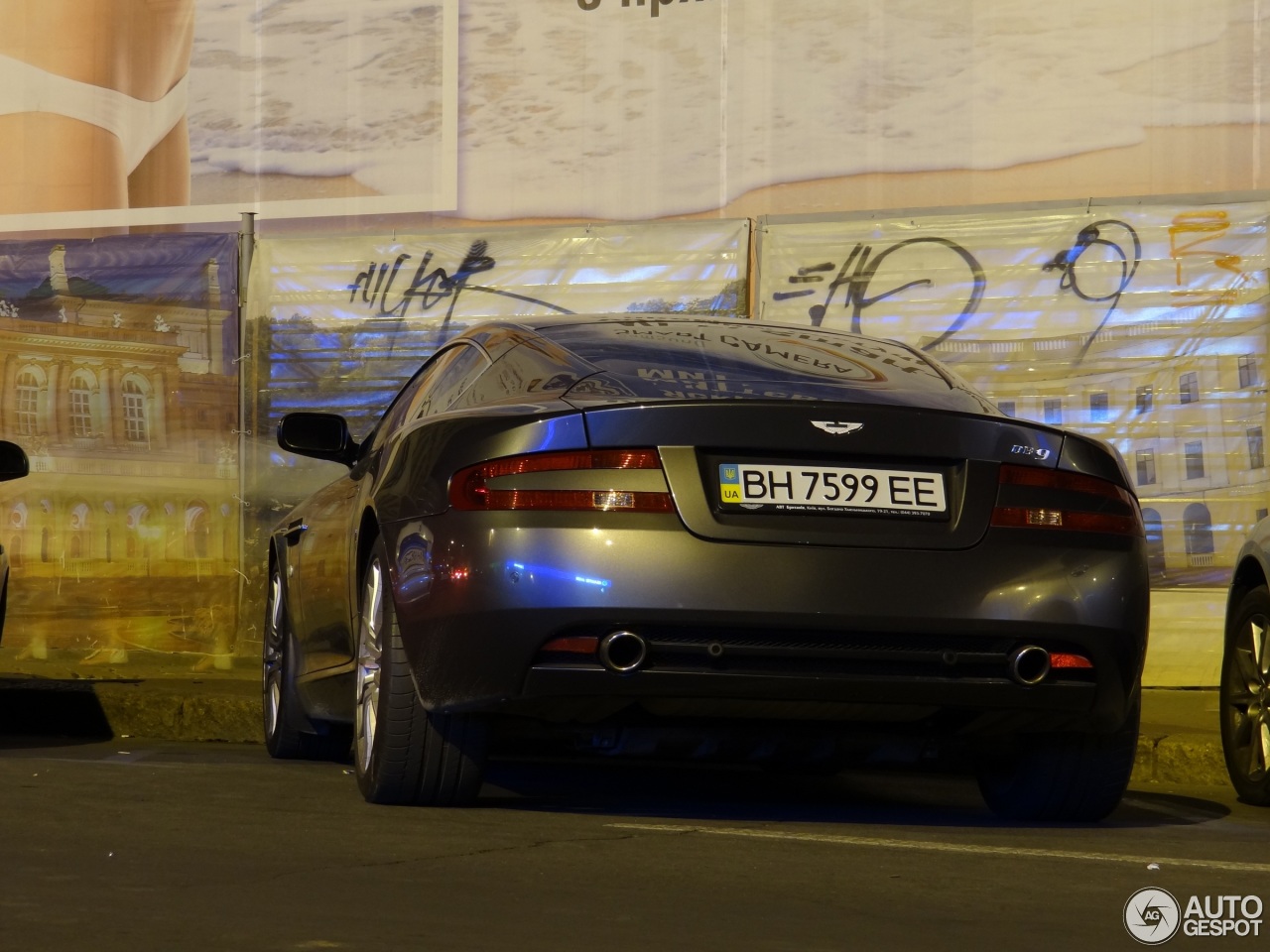 Aston Martin DB9