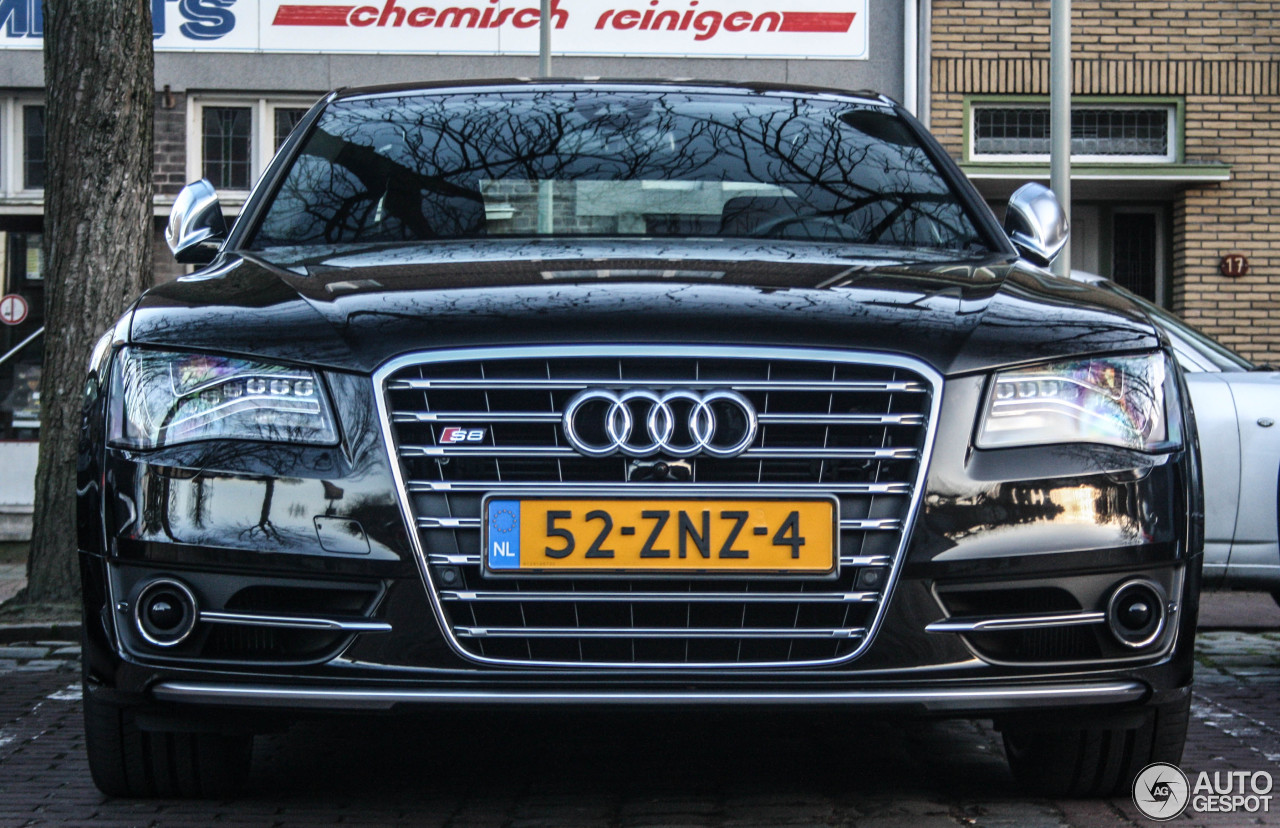 Audi S8 D4