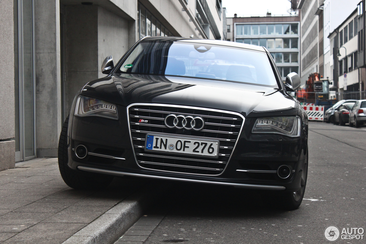 Audi S8 D4