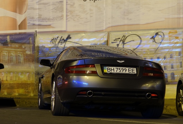 Aston Martin DB9