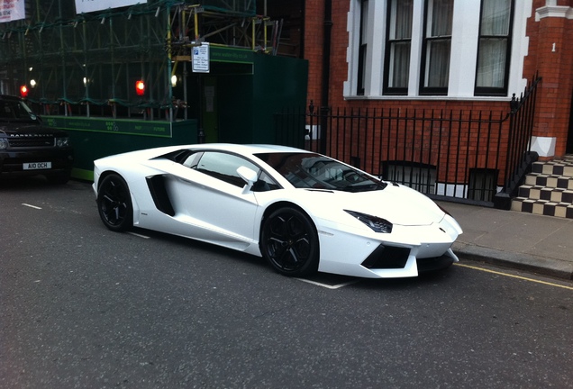 Lamborghini Aventador LP700-4