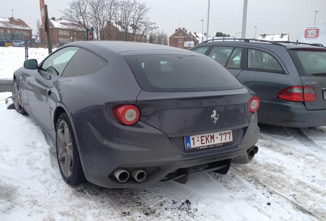 Ferrari FF