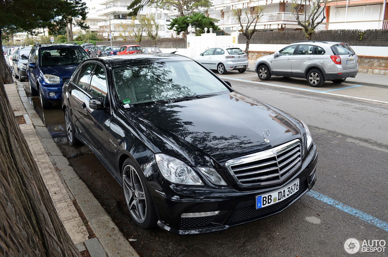 Mercedes-Benz E 63 AMG W212 V8 Biturbo