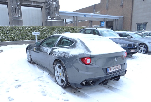 Ferrari FF