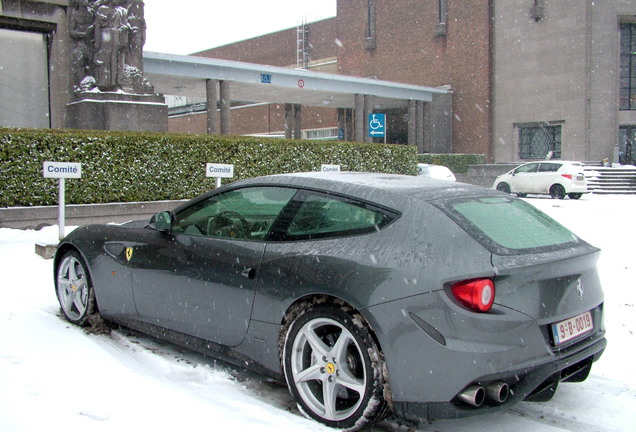 Ferrari FF