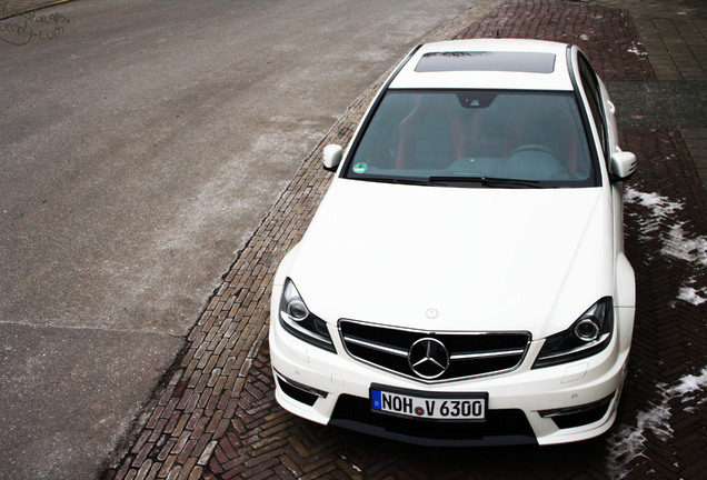 Mercedes-Benz C 63 AMG W204 2012