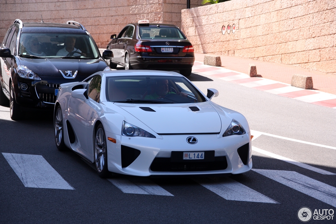 Lexus LFA