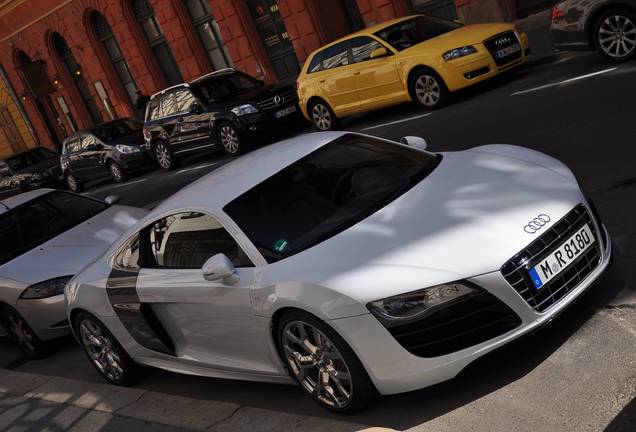 Audi R8 V10