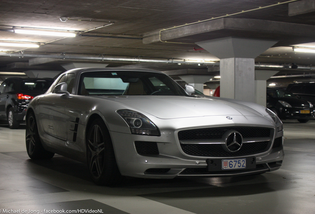 Mercedes-Benz SLS AMG