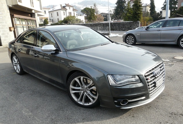 Audi S8 D4