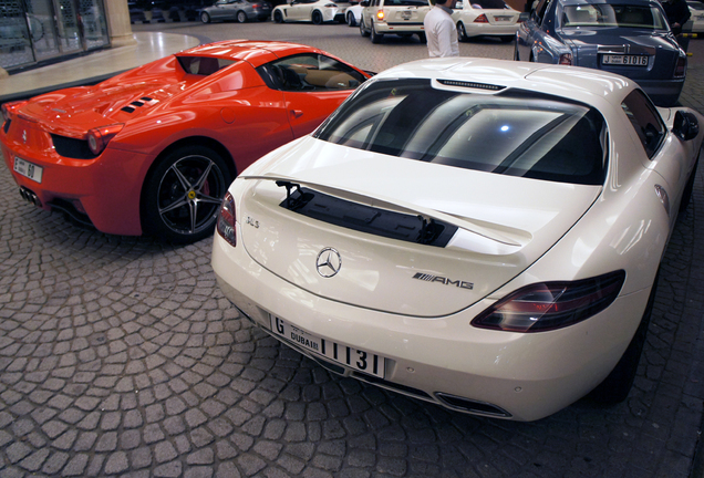 Mercedes-Benz SLS AMG