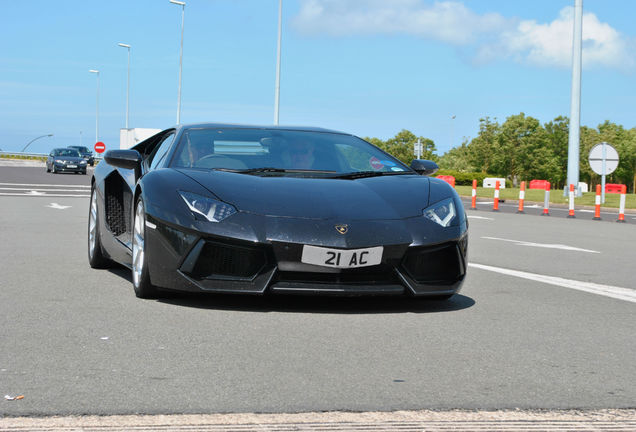 Lamborghini Aventador LP700-4