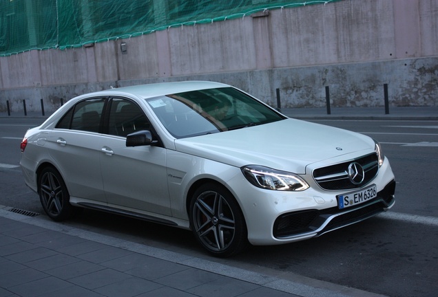 Mercedes-Benz E 63 AMG S W212