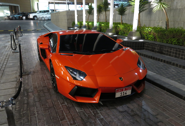 Lamborghini Aventador LP700-4