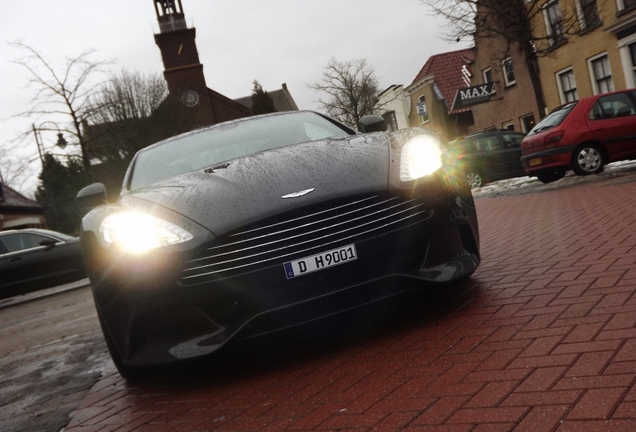 Aston Martin Vanquish 2013